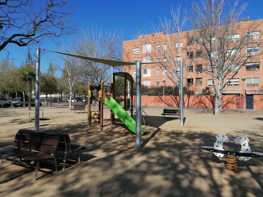 Piso Pl 2B, 20Min Plaza Cataluna Sant Adrià de Besòs Esterno foto